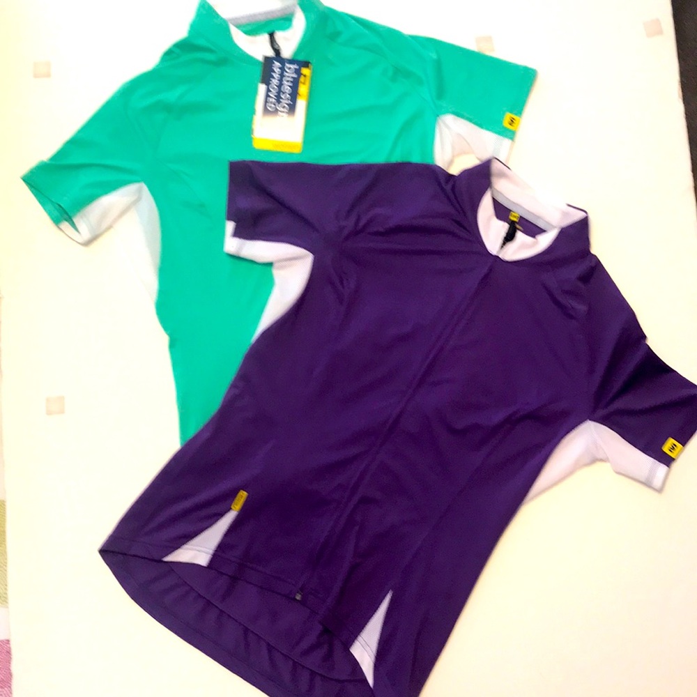 2 mavic womens cycling jerseys medium (1 NWT) 1 used